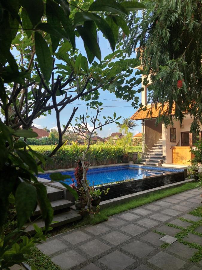 Gerhana Sari 2 Bungalows Ubud Esterno foto