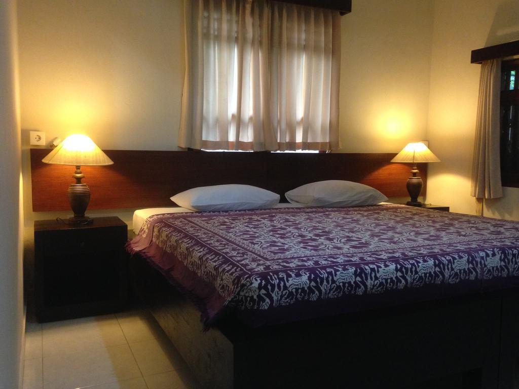 Gerhana Sari 2 Bungalows Ubud Esterno foto